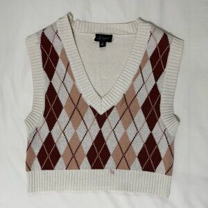 Small sweater vest🧡